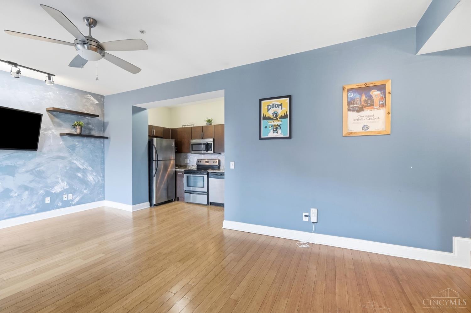 1326 Vine Street #G