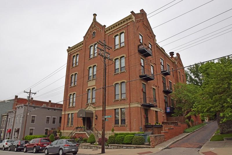 Exterior view of 412 Liberty Hill condominiums in OTR / Pendleton / Prospect Hill, Cincinnati