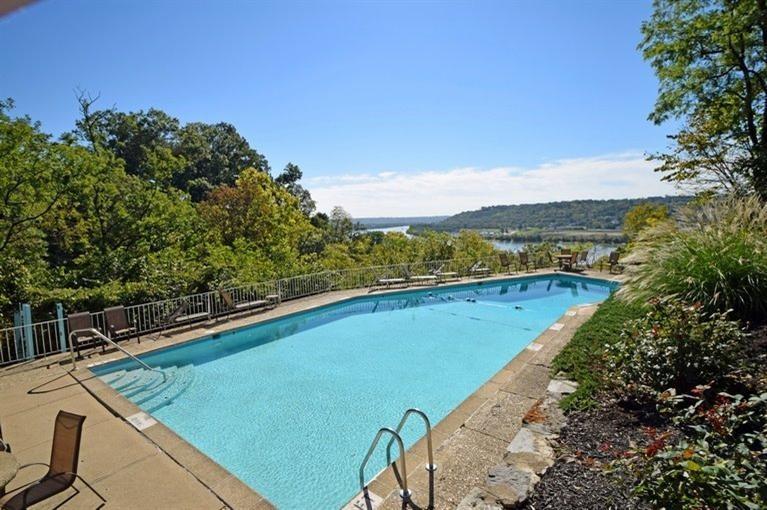 Columbia Tower interior and amenity photo 7 - Cincinnati condominiums