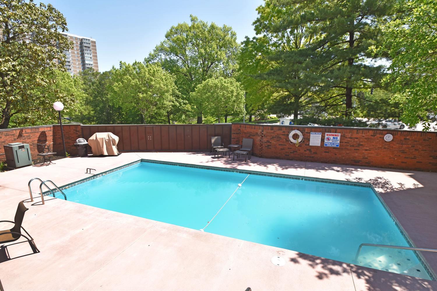 Cross Keys in Hyde Park interior and amenity photo 3 - Cincinnati condominiums