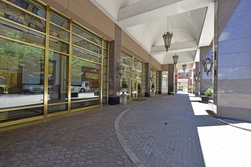 Domaine de la Rive interior and amenity photo 4 - Cincinnati condominiums