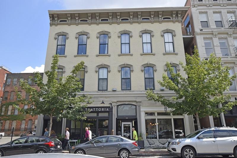 Duveneck Flats interior and amenity photo 5 - Cincinnati condominiums