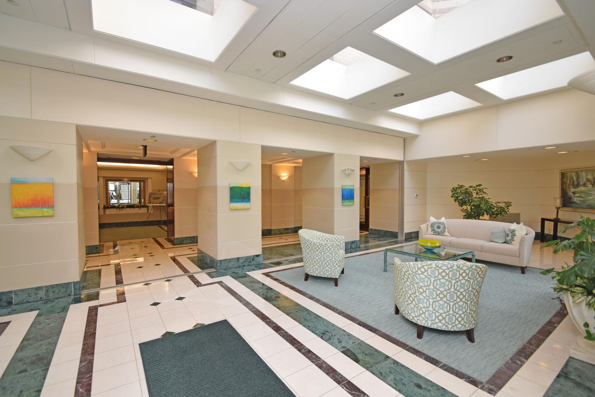 Edgecliff Point interior and amenity photo 9 - Cincinnati condominiums