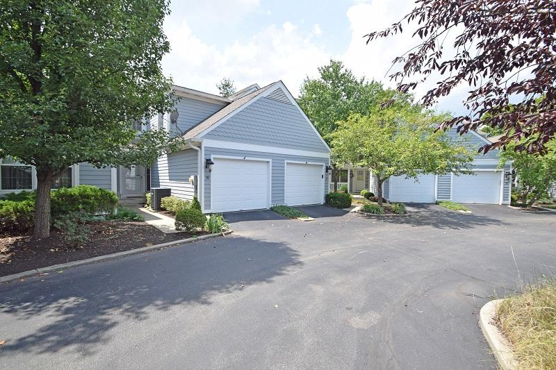 Greenhouse interior and amenity photo 5 - Cincinnati condominiums