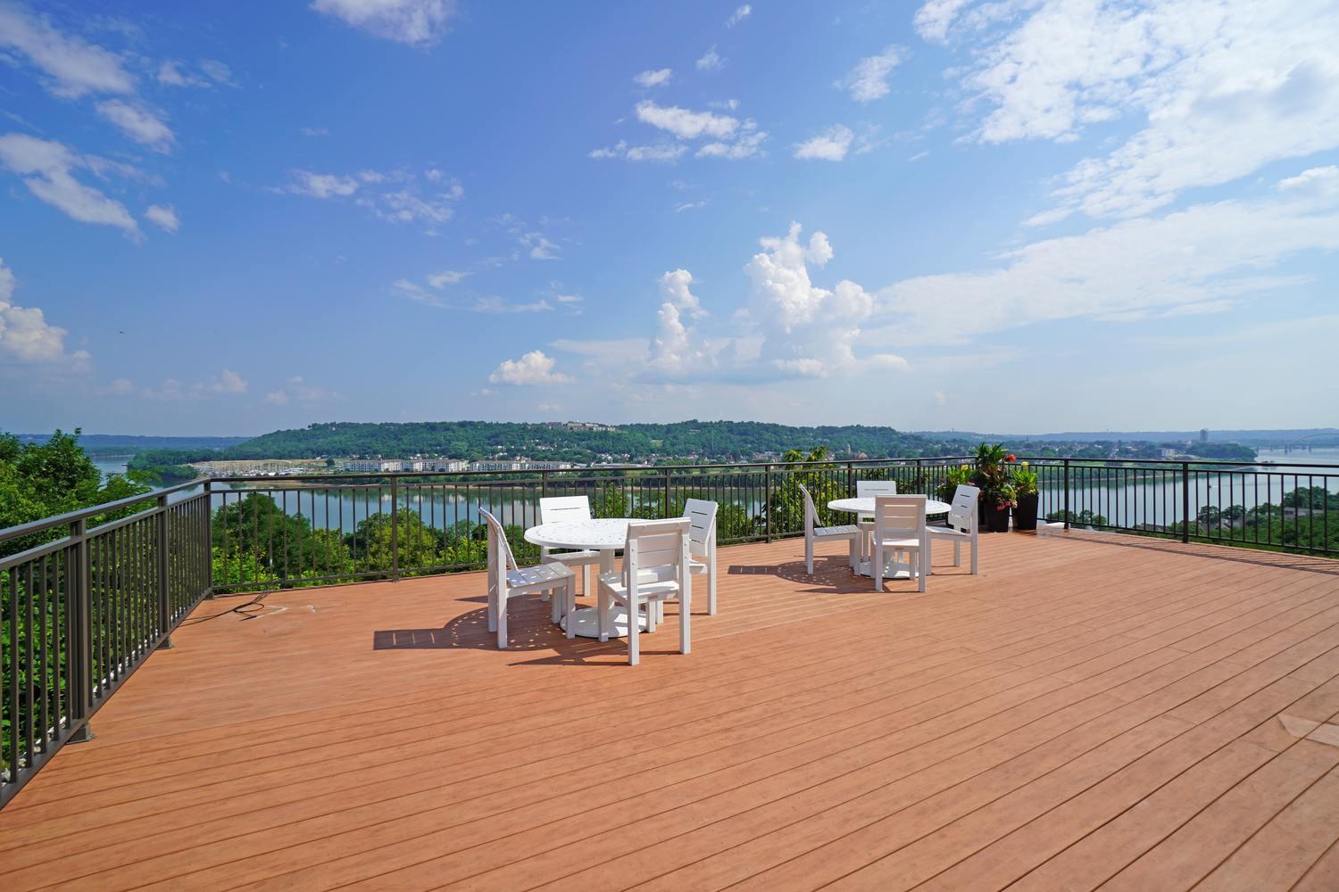 Kingston interior and amenity photo 3 - Cincinnati condominiums
