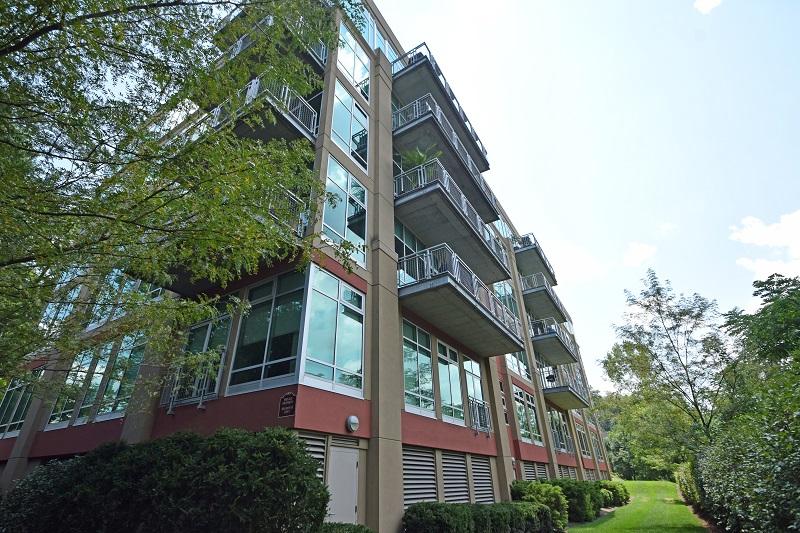 Lofts at 4120 interior and amenity photo 7 - Cincinnati condominiums