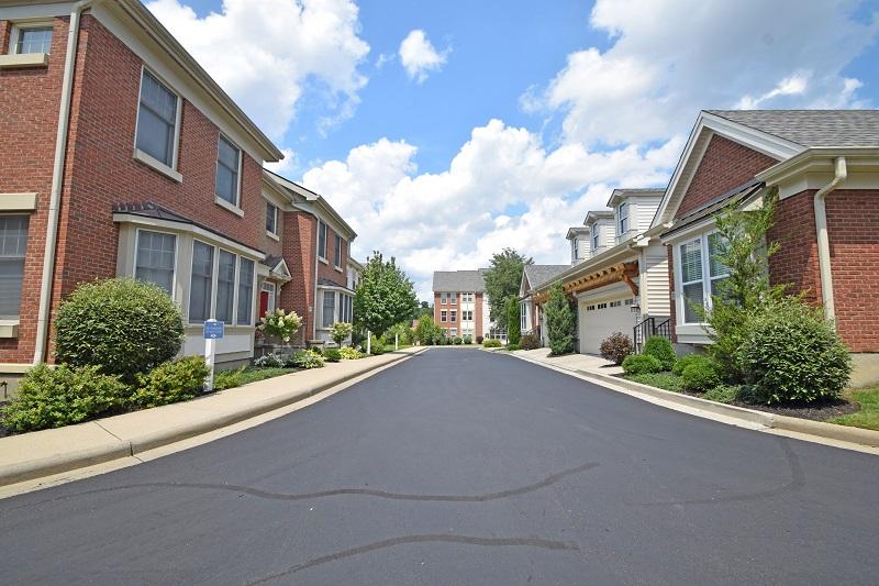 Marburg Square interior and amenity photo 6 - Cincinnati condominiums