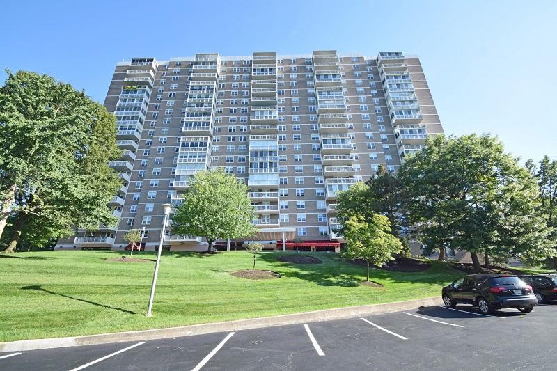 Regency interior and amenity photo 2 - Cincinnati condominiums