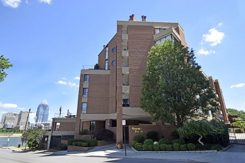 Riverside Terrace interior and amenity photo 4 - Cincinnati condominiums