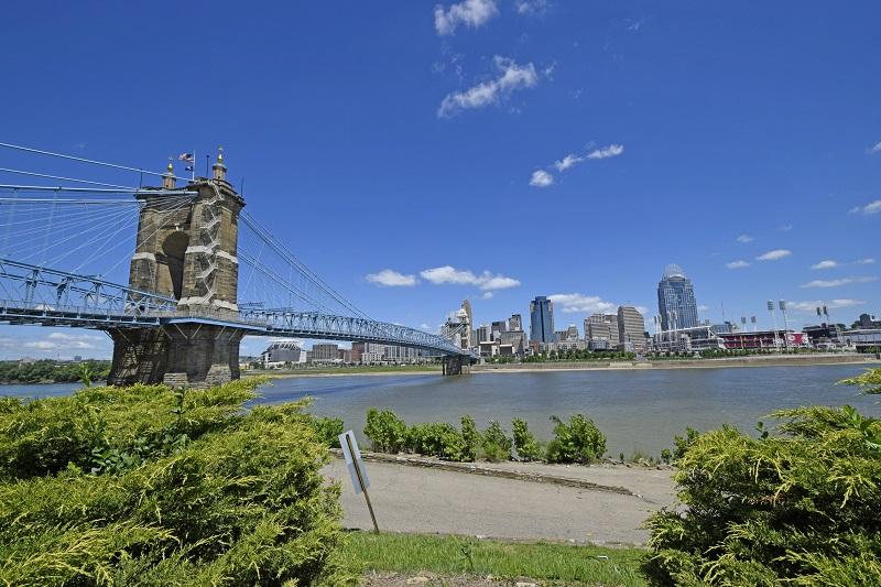 Riverside Terrace interior and amenity photo 7 - Cincinnati condominiums