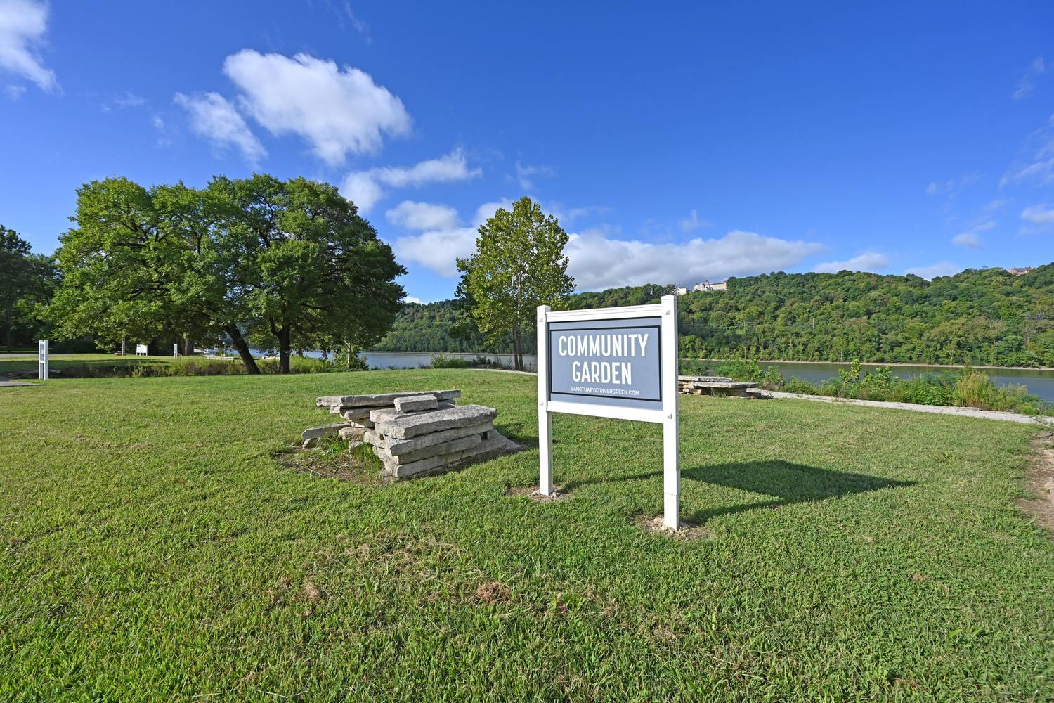 Sanctuary at River Green interior and amenity photo 3 - Cincinnati condominiums