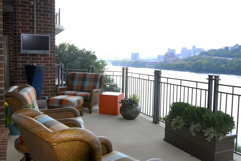 Water’s Edge at Bellevue interior and amenity photo 3 - Cincinnati condominiums