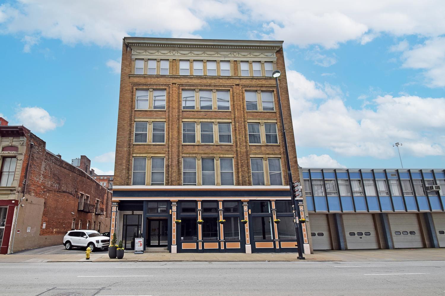 Exterior view of Willamson Lofts condominiums in Downtown, Cincinnati