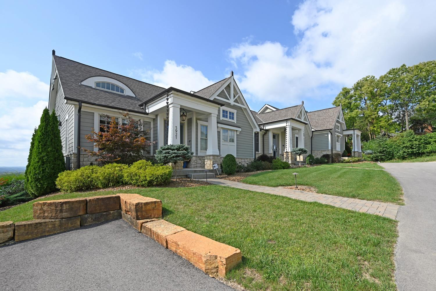 Woodland Vista Townhomes interior and amenity photo 2 - Cincinnati condominiums